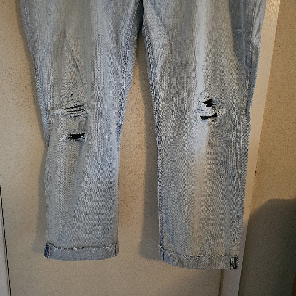 Jeans - Picture 4 of 5
